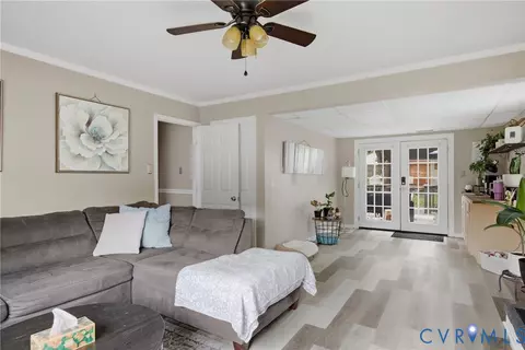 612 Whiffletree Rd, North Chesterfield, VA 23236