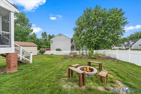 Exterior - 3003 Chartwood Dr, Sandston, VA 23150 photo 7 of 9