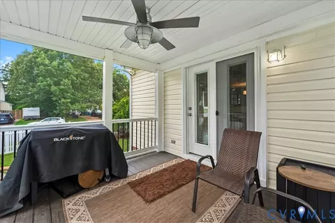 Exterior - 3003 Chartwood Dr, Sandston, VA 23150 photo 4 of 9