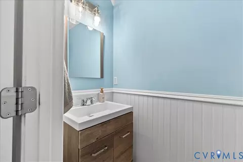 Bath - 3003 Chartwood Dr, Sandston, VA 23150 photo 5 of 5
