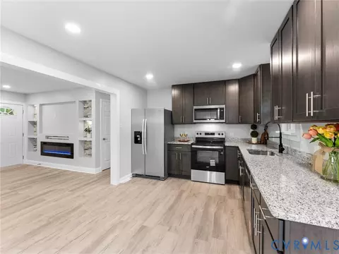Kitchen - 14705 Gatewood Rd, Dewitt, VA 23840 photo 2 of 7