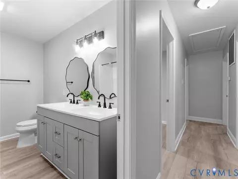 Entry Way - 14705 Gatewood Rd, Dewitt, VA 23840 photo 2 of 4