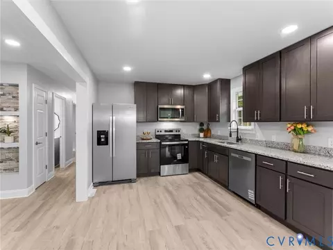 Kitchen - 14705 Gatewood Rd, Dewitt, VA 23840 photo 1 of 7