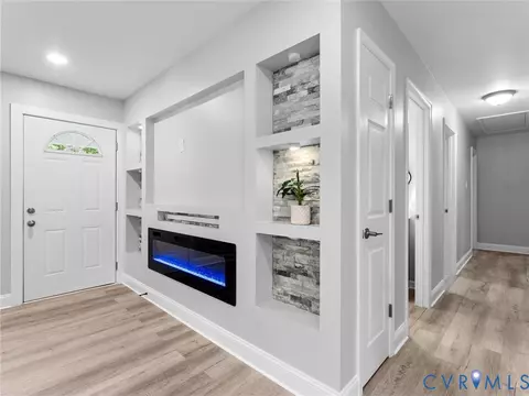 Entry Way - 14705 Gatewood Rd, Dewitt, VA 23840 photo 1 of 4