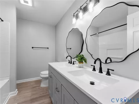 Bath - 14705 Gatewood Rd, Dewitt, VA 23840 photo 2 of 5