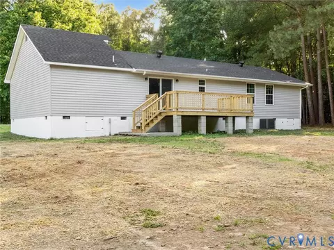 Exterior - 14705 Gatewood Rd, Dewitt, VA 23840 photo 8 of 10