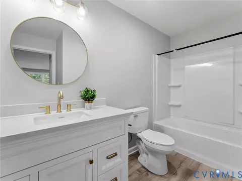 Bath - 14705 Gatewood Rd, Dewitt, VA 23840 photo 4 of 5