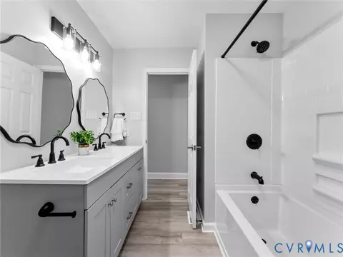 Bath - 14705 Gatewood Rd, Dewitt, VA 23840 photo 3 of 5