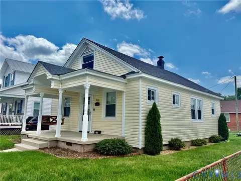 714 Lafayette Ave, Colonial Heights, VA 23834