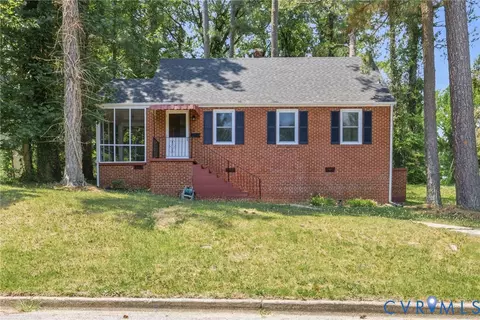 1584 Mount Vernon St, Petersburg, VA 23805