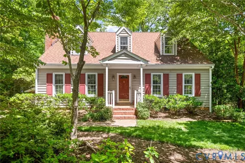 Exterior - 413 Pleasanthill Dr, North Chesterfield, VA 23236 photo 2 of 11