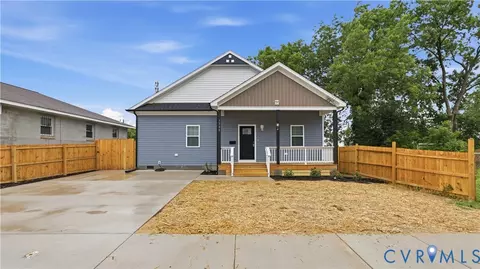 1235 Hinton St, Petersburg, VA 23803