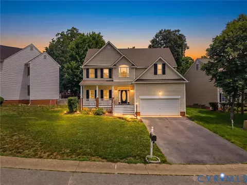 1312 Hawkins Wood Cir, Midlothian, VA 23114