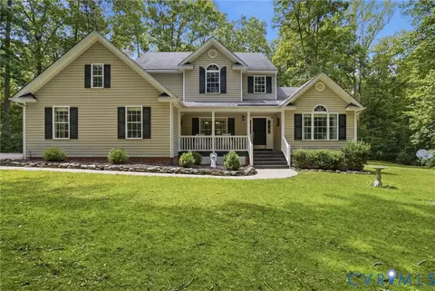 2134 Ettington Ln, Mechanicsville, VA 23111