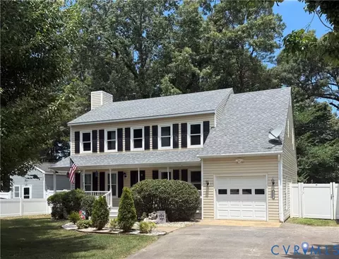 2804 Executive Dr, Chester, VA 23831