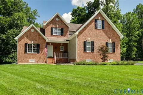 6021 Jenkins Bluff Ln, Sandston, VA 23150