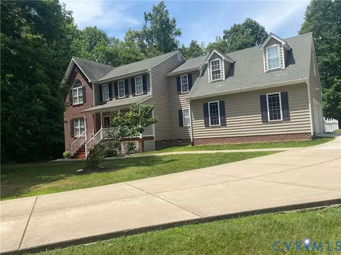 12301 Hulsey Dr, Chesterfield, VA 23838