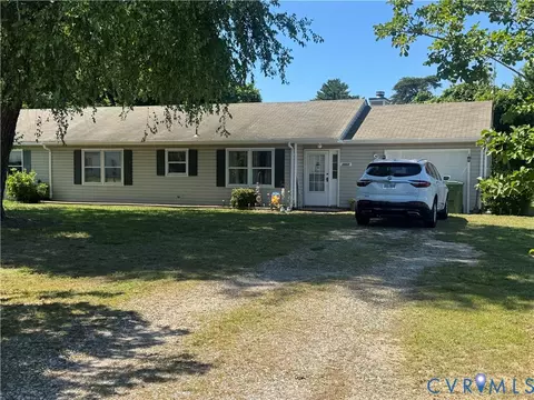 7557 Bellehaven Dr, Gloucester Point, VA 23062 photo 1