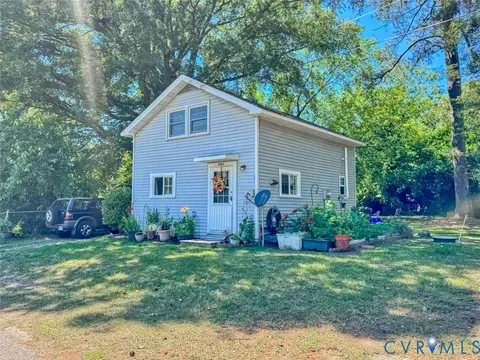 7557 Bellehaven Dr, Gloucester Point, VA 23062 photo 3