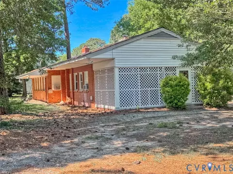7557 Bellehaven Dr, Gloucester Point, VA 23062 photo 4