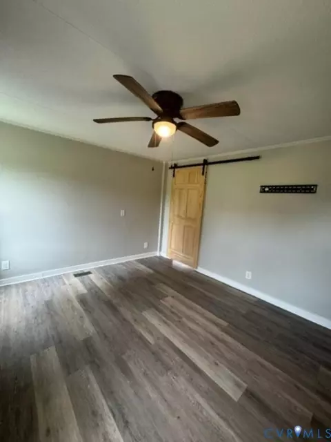 Bedroom - 18384 Wakefield Rd, Courtland, VA 23837 photo 2 of 2