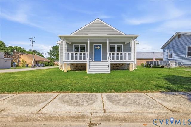 417 N 7th Ave, Hopewell, VA 23860