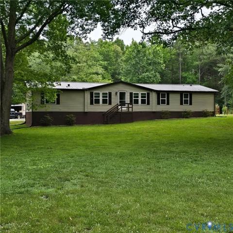4535 Old Shore Rd, Blackstone, VA 23824