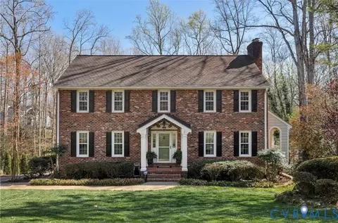 11821 Durrington Dr, North Chesterfield, VA 23236