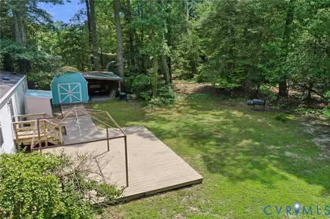 517 Crittenden Rd, Deltaville, VA 23043 photo 17
