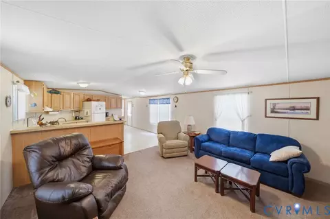 517 Crittenden Rd, Deltaville, VA 23043 photo 14