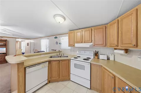 517 Crittenden Rd, Deltaville, VA 23043 photo 28