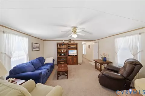 517 Crittenden Rd, Deltaville, VA 23043 photo 16