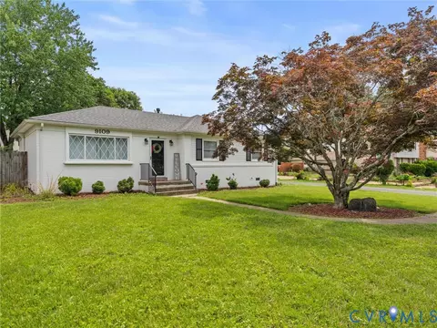 9109 Crystalwood Ln, Henrico, VA 23294