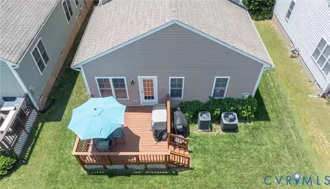 Exterior - 937 Gorham Ct, Midlothian, VA 23114 photo 5 of 8