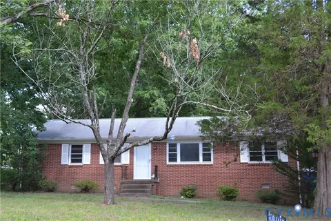 5531 Claridge Dr, Chesterfield, VA 23832