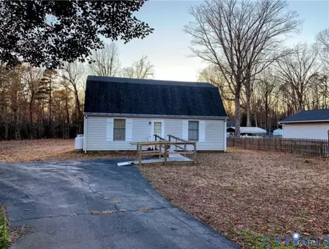 7281 Colts Neck Rd, Mechanicsville, VA 23111