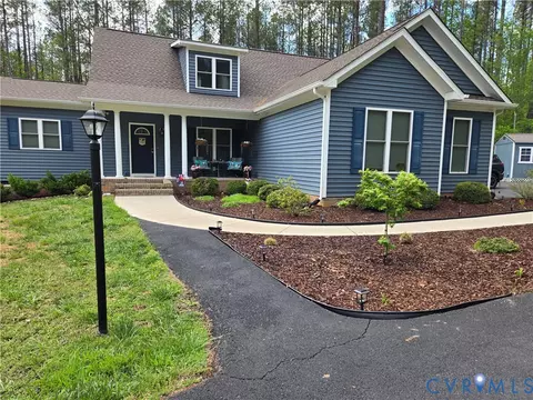3990 Mill Station Dr, Powhatan, VA 23139