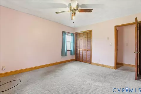 Bedroom - 379 Piney Point Rd, Onemo, VA 23130 photo 6 of 6