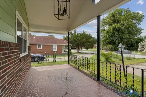 1006 Easterly Ave, Hampton, VA 23669 photo 2