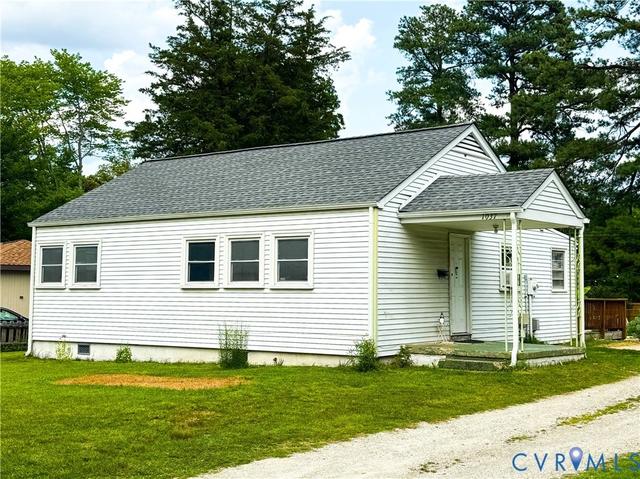 1037 Bradley Ln, Richmond, VA 23225