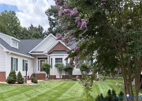 8806 Torrey Pines Dr, Chesterfield, VA 23832