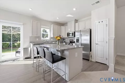 969 Taylor Green Dr, Sandston, VA 23150