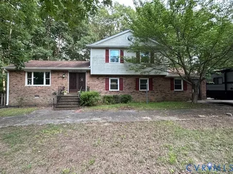 13303 Belspring Ct, Chester, VA 23831