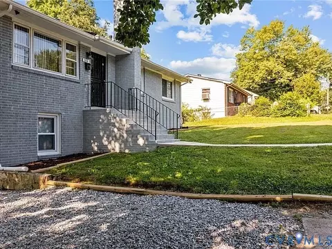 Exterior - 2114 Wright Ave, Richmond, VA 23224 photo 3 of 5