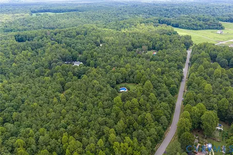 View/Area - 8452 Mount Eagle Rd, Ashland, VA 23005 photo 1 of 5