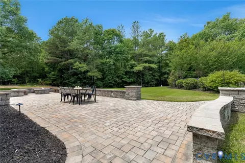 Exterior - 8452 Mount Eagle Rd, Ashland, VA 23005 photo 7 of 19