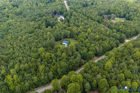 View/Area - 8452 Mount Eagle Rd, Ashland, VA 23005 photo 3 of 5