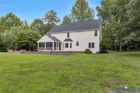 Exterior - 8452 Mount Eagle Rd, Ashland, VA 23005 photo 13 of 19
