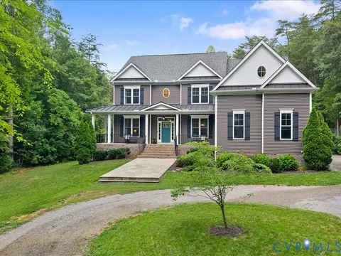 1706 Bridgewater Blf, Maidens, VA 23102