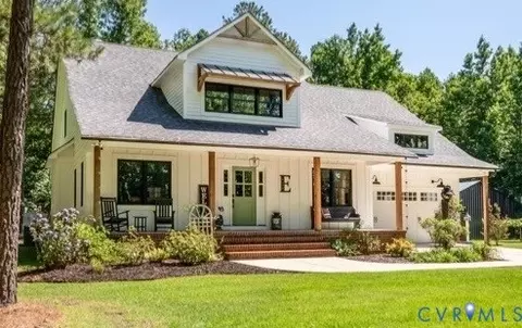 6306 Hickory Rd, Petersburg, VA 23803